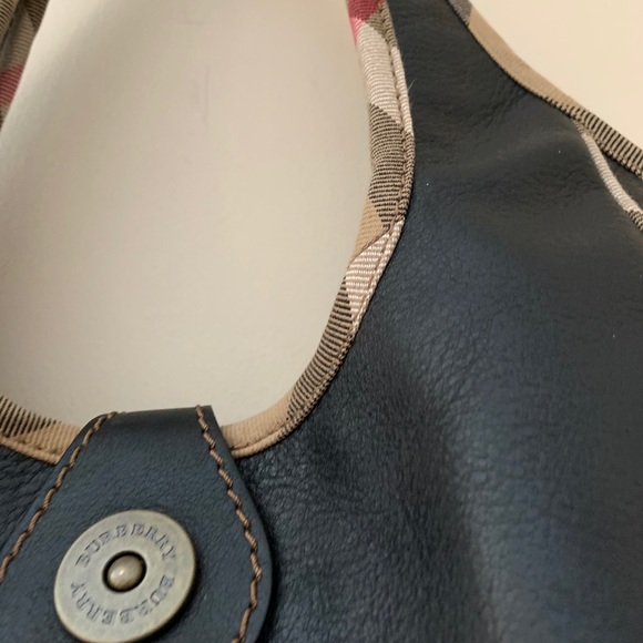 Vintage Burberry leather bag - Picture 5 of 13